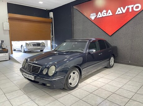 Mercedes E 240