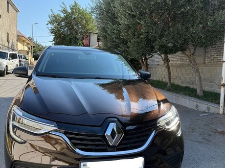 Renault  2020