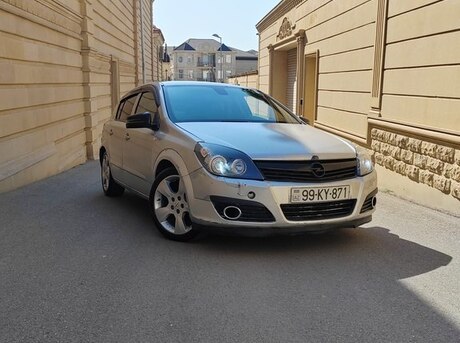 Opel Astra 2008