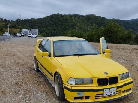 BMW 320 1995