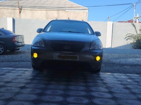 Kia Carens 2011