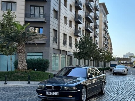 BMW 740 1998