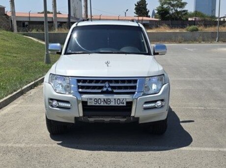 Mitsubishi Pajero 2008