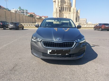 Skoda Rapid 2021