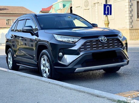 Toyota RAV4 2021