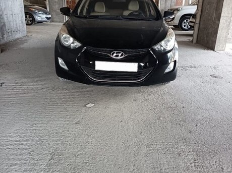 Hyundai Elantra 2012