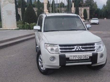 Mitsubishi Pajero 2011