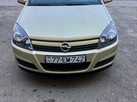Opel Astra 2004