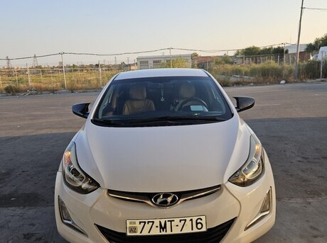 Hyundai Elantra 2015