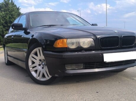 BMW 740 2000