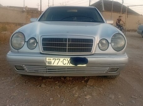Mercedes E 220 1998