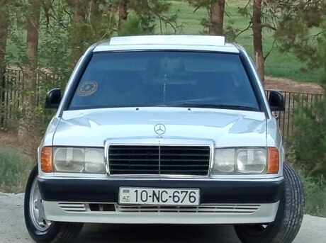 Mercedes 190 1992