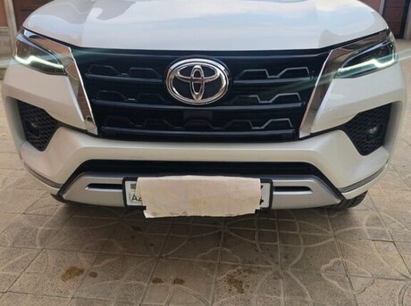 Toyota Fortuner 2021