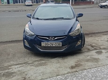 Hyundai Elantra 2013
