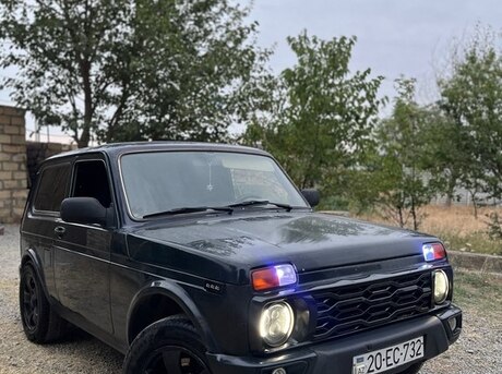 LADA (VAZ) Niva 2013