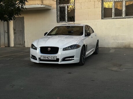 Jaguar XF 2015