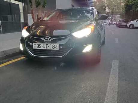 Hyundai Elantra 2013