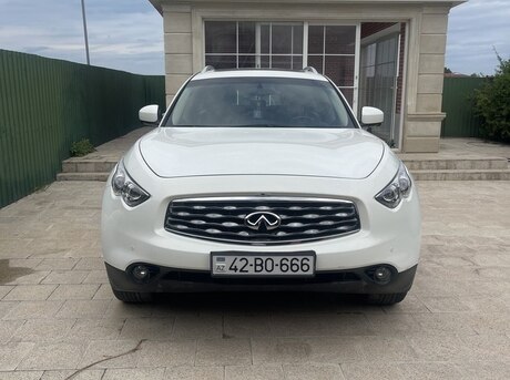 Infiniti FX35 2011