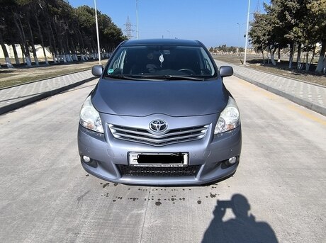 Toyota  2009