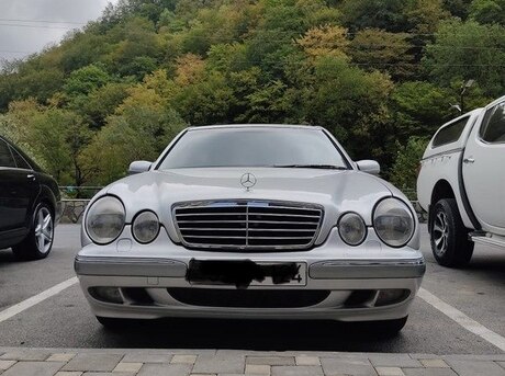 Mercedes E 240 1999