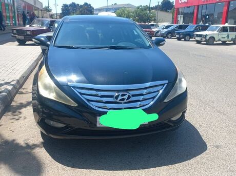 Hyundai Sonata 2011
