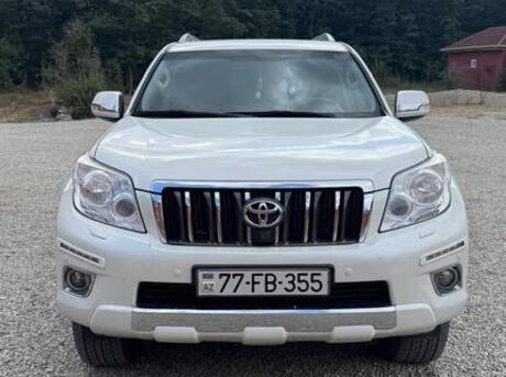 Toyota Land Cruiser Prado 2013