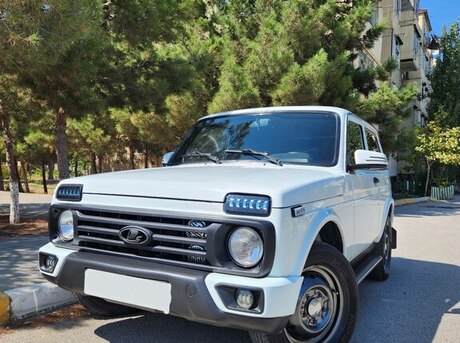 LADA (VAZ) Niva 2012