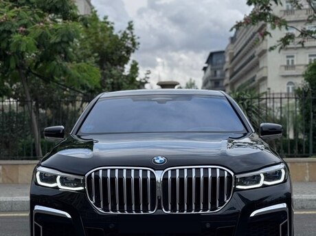 BMW 740 2019