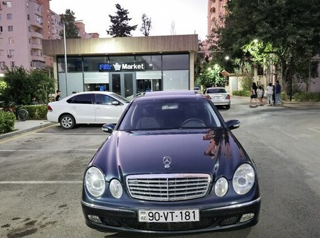 Mercedes E 240 2002