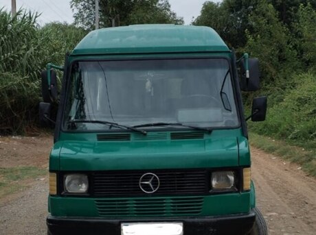 Mercedes 208 D 1992