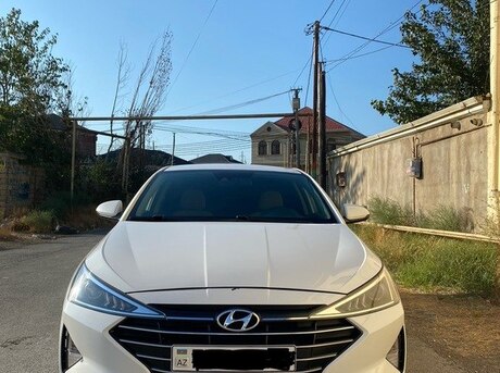 Hyundai Elantra 2018