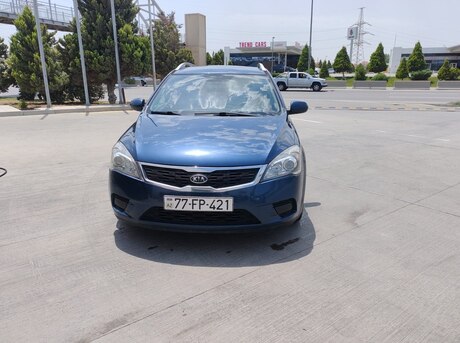Kia  2010