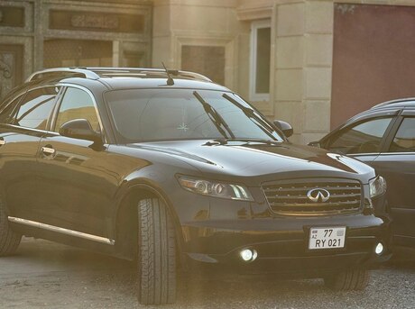 Infiniti FX35 2008