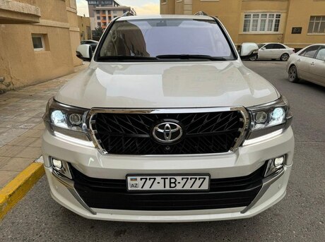 Toyota Land Cruiser 2014