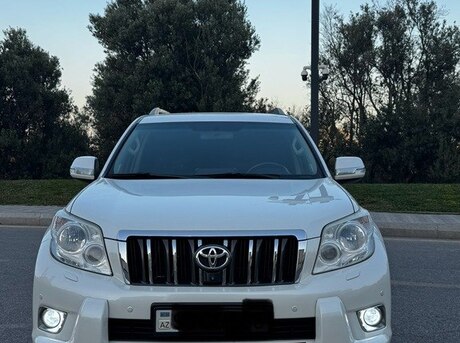 Toyota Land Cruiser Prado 2013