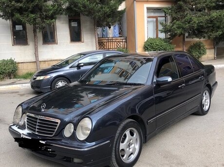 Mercedes E 220 1999