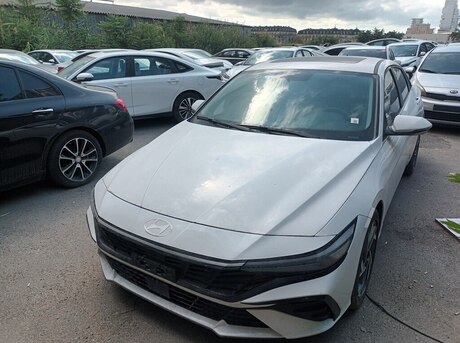 Hyundai Elantra 2023