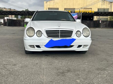 Mercedes E 220 2001