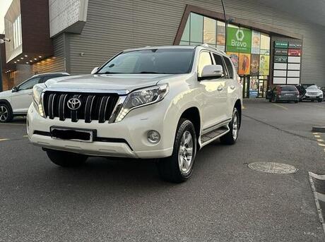 Toyota Land Cruiser Prado 2013