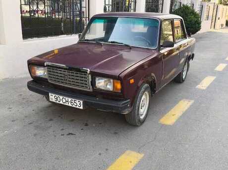 LADA (VAZ) 2107 2001