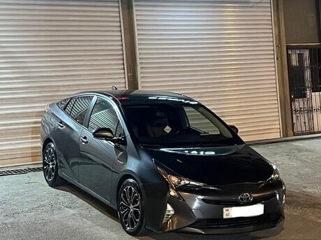 Toyota Prius 2016