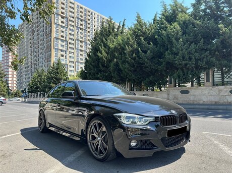 BMW 328 2015