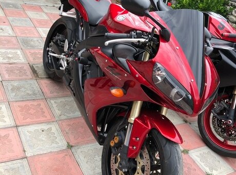 Yamaha YZF-R1 2005