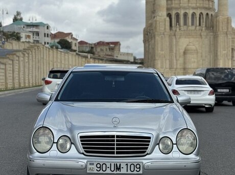 Mercedes E 320 2001