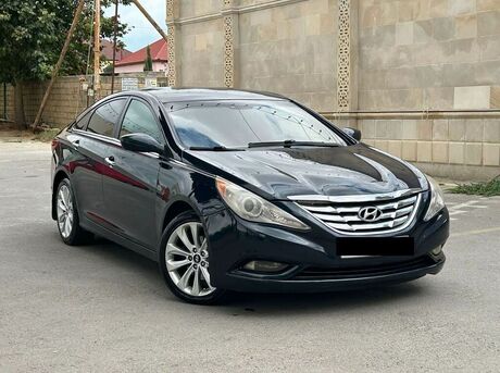 Hyundai Sonata 2011