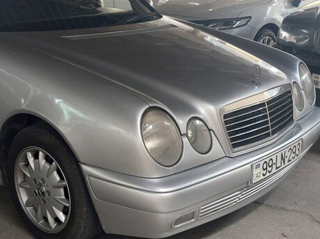 Mercedes E 220 1998