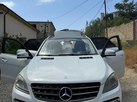 Mercedes ML 350 4MATIC 2011