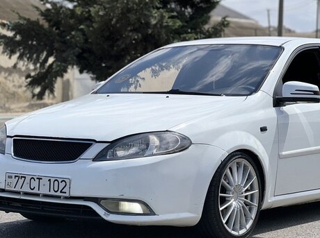 Daewoo Gentra 2014