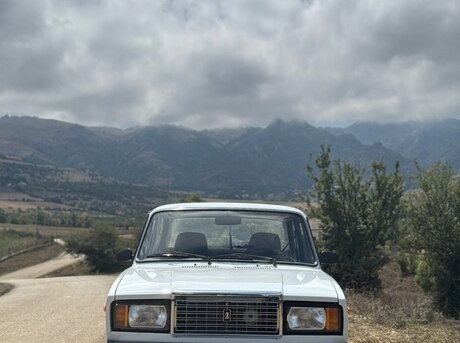 LADA (VAZ) 2107 2009