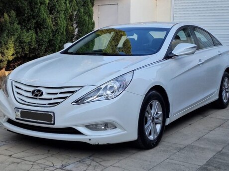 Hyundai Sonata 2012